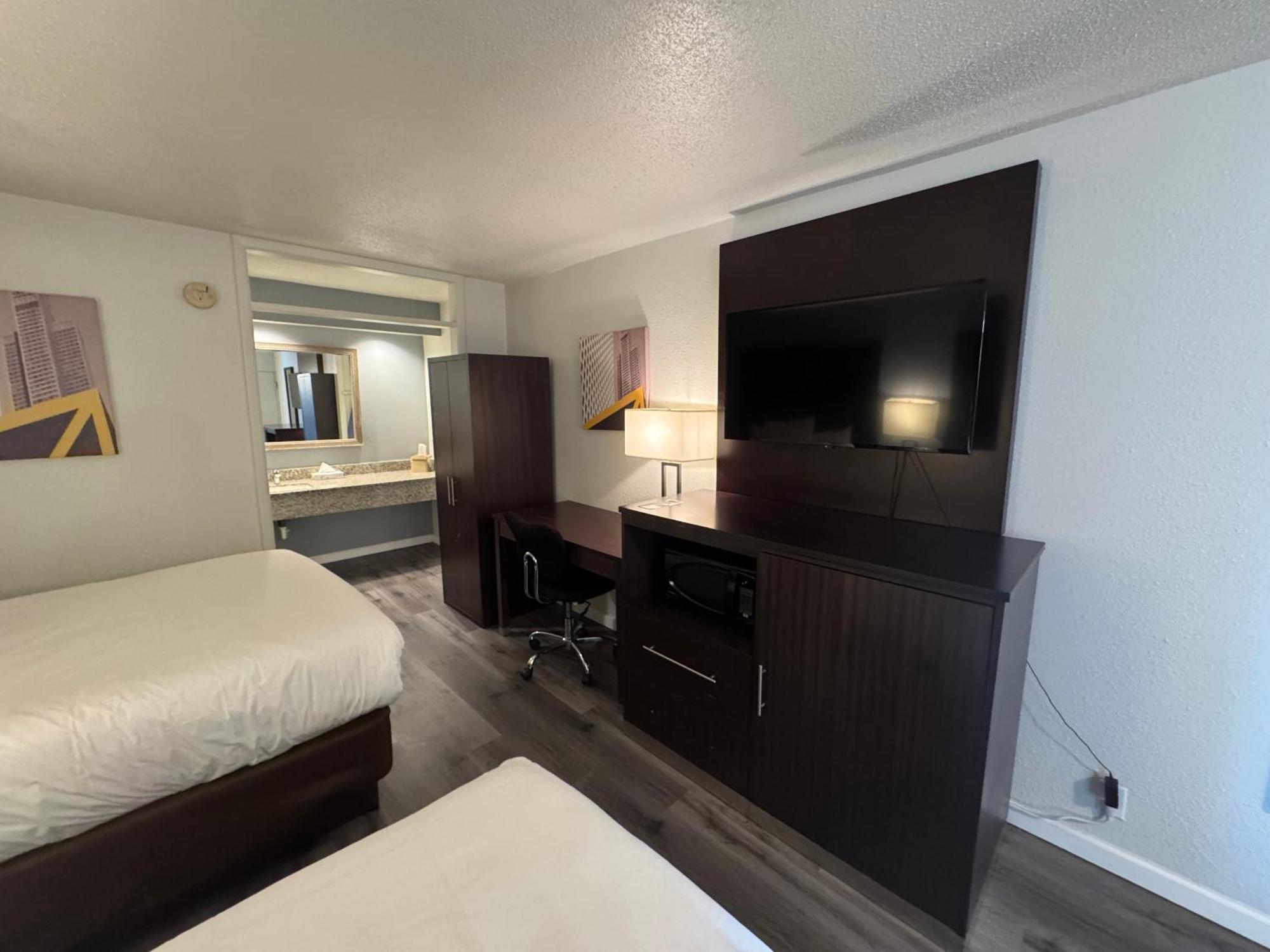 Clarion Inn & Suites Dothan South Dış mekan fotoğraf