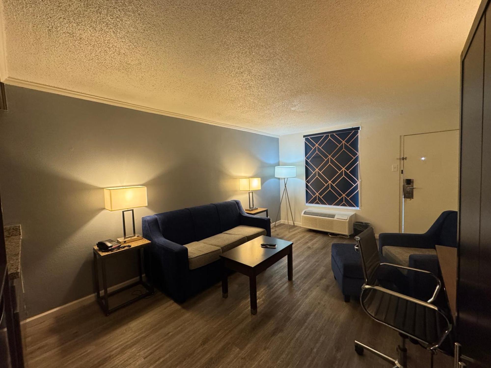 Clarion Inn & Suites Dothan South Dış mekan fotoğraf