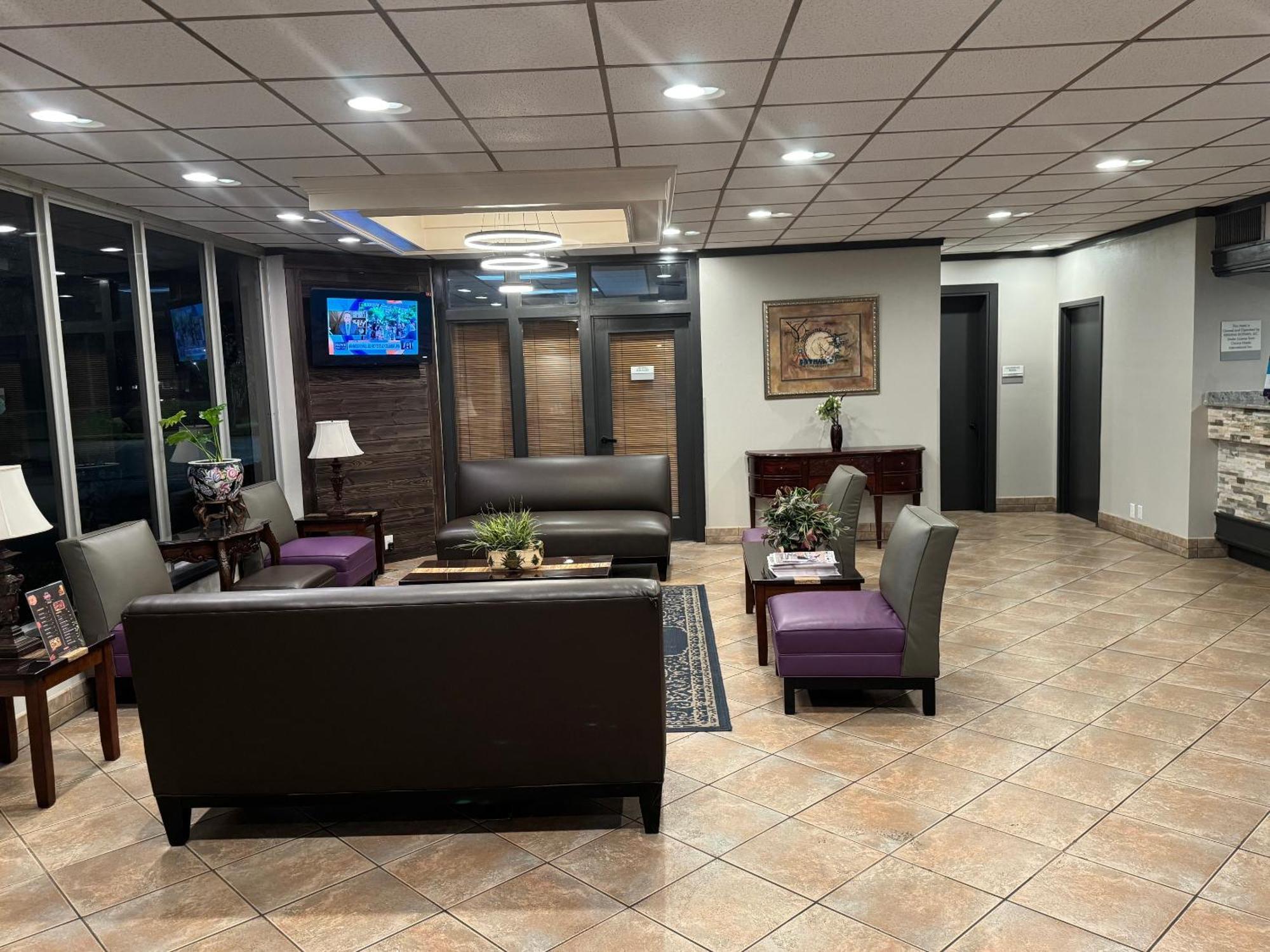 Clarion Inn & Suites Dothan South Dış mekan fotoğraf