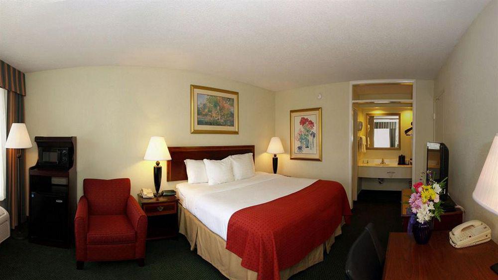 Clarion Inn & Suites Dothan South Dış mekan fotoğraf